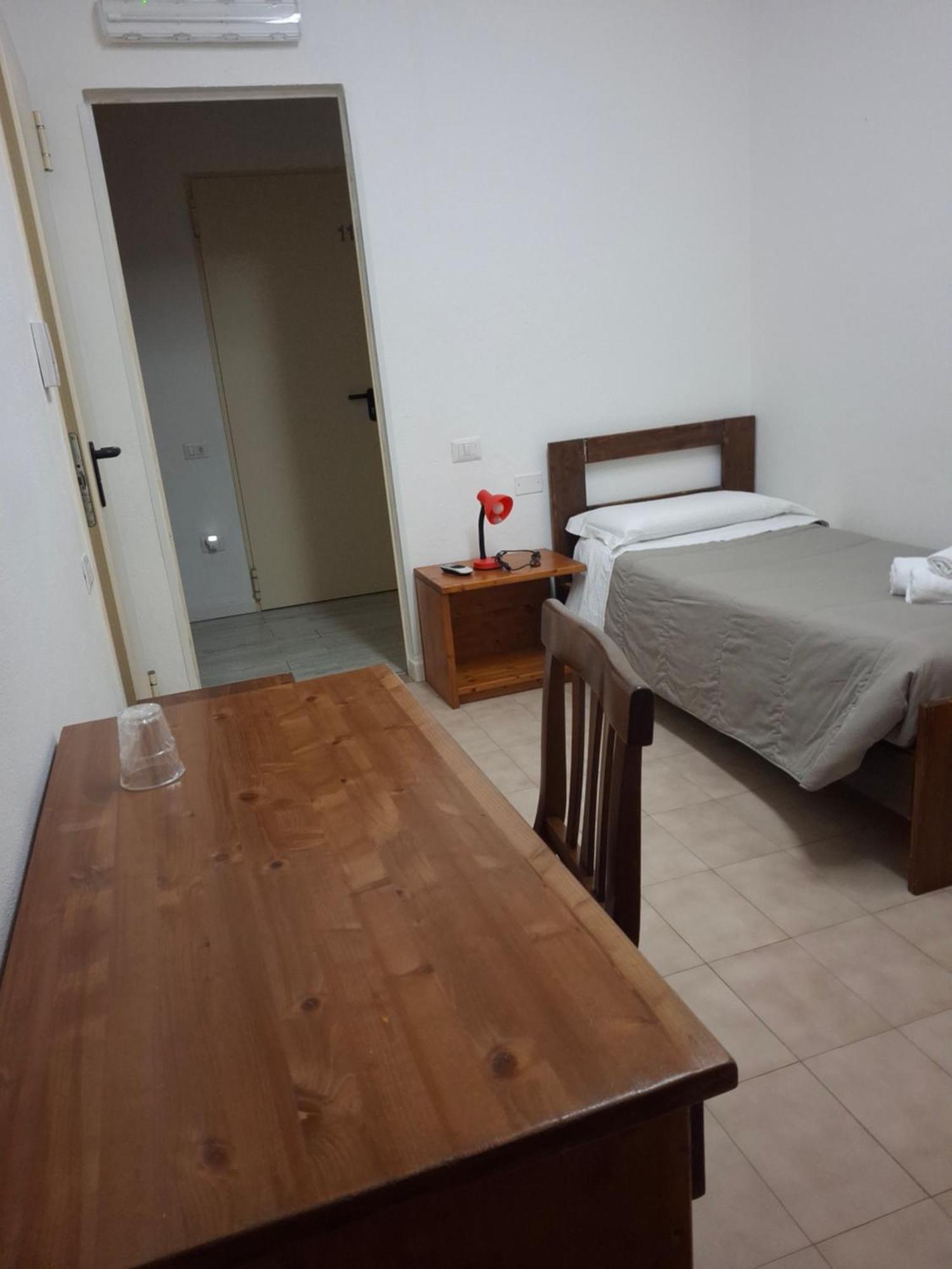 Hotel Soleo Quartu Sant'Elena Ngoại thất bức ảnh