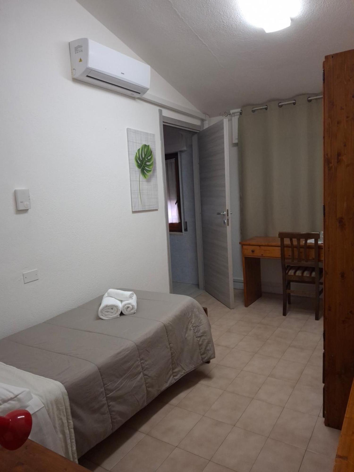 Hotel Soleo Quartu Sant'Elena Ngoại thất bức ảnh